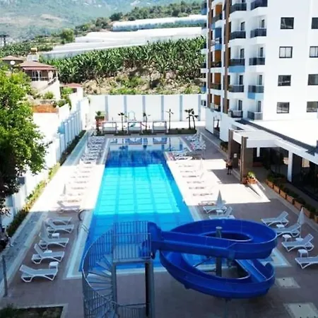 Sea View, Huge Swimming Pool Apartment Alanya