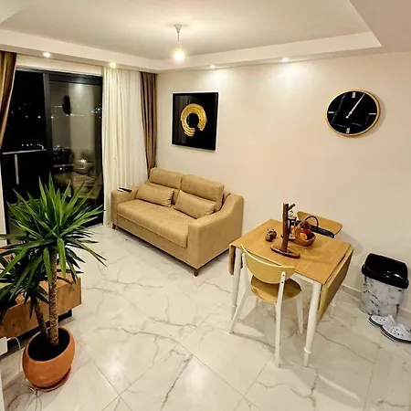 Apartment Sea View, Huge Swimming Pool Alanya